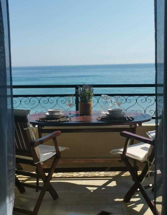 Glyfada New Era Home 31 Menigos Resort Apartments Buitenkant foto